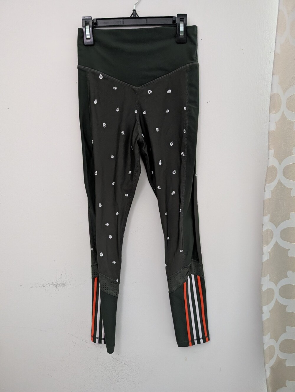 The Upside Green Skull Leggings
